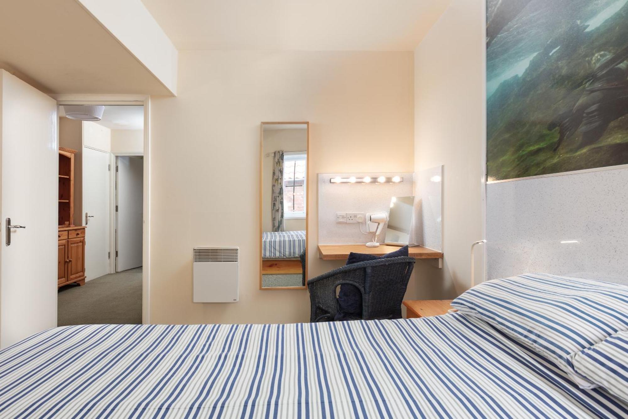 Discovery Accommodation Whitby Buitenkant foto